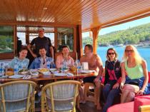 Заключительный обед с дегустацией вин на яхте в Турции